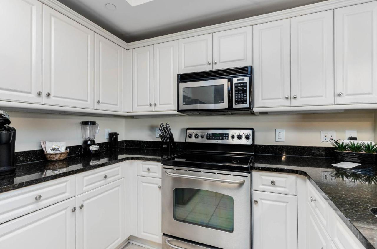 מירטל ביץ' Ocean View 3 Bedroom Unit #1607 Royale Palms Condo מראה חיצוני תמונה